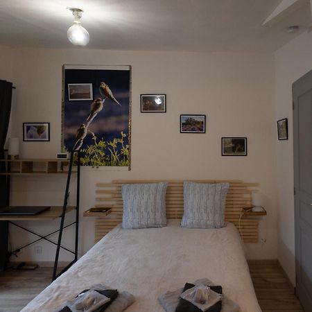 Studio Dans Le Luberon Céreste المظهر الخارجي الصورة